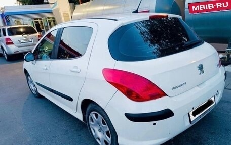 Peugeot 308 II, 2010 год, 295 000 рублей, 3 фотография