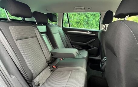 Volkswagen Passat B8 рестайлинг, 2022 год, 3 650 000 рублей, 7 фотография