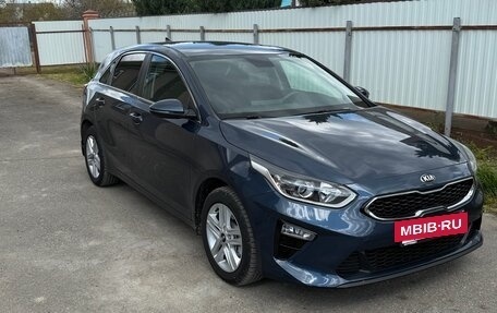 KIA cee'd III, 2020 год, 1 990 000 рублей, 2 фотография