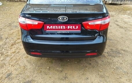 KIA Rio III рестайлинг, 2012 год, 750 000 рублей, 2 фотография