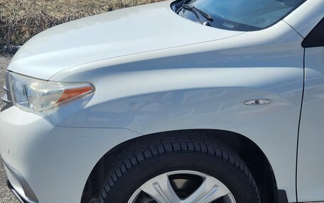 Toyota Highlander III, 2012 год, 2 450 000 рублей, 3 фотография