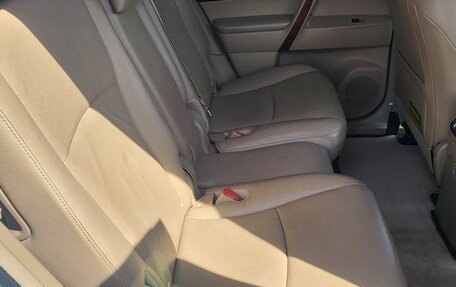 Toyota Highlander III, 2012 год, 2 450 000 рублей, 12 фотография