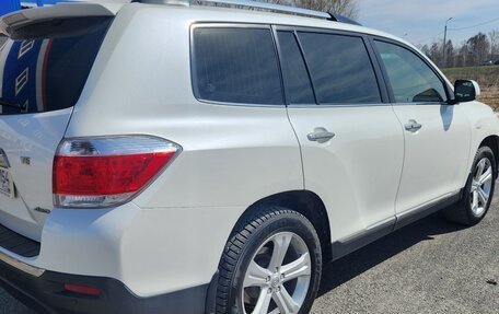 Toyota Highlander III, 2012 год, 2 450 000 рублей, 7 фотография