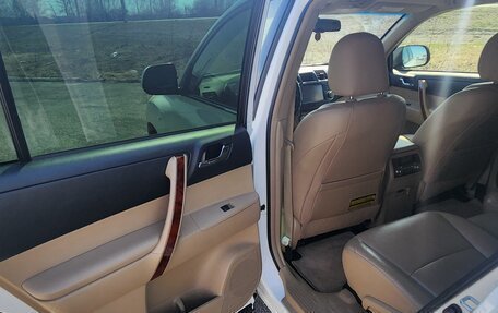 Toyota Highlander III, 2012 год, 2 450 000 рублей, 16 фотография