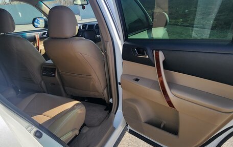 Toyota Highlander III, 2012 год, 2 450 000 рублей, 14 фотография