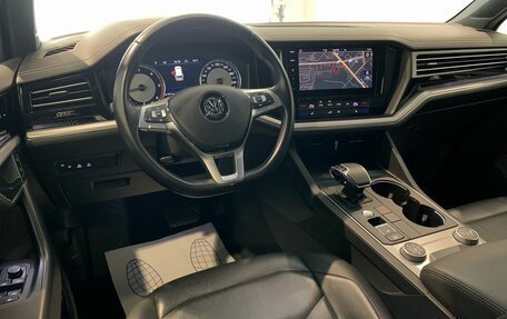 Volkswagen Touareg III, 2019 год, 4 049 000 рублей, 11 фотография