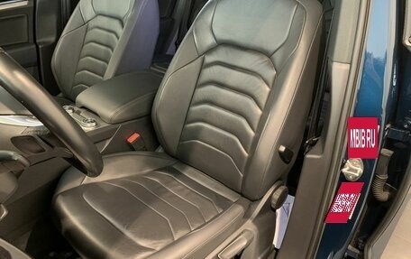 Volkswagen Touareg III, 2019 год, 4 049 000 рублей, 16 фотография