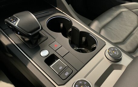 Volkswagen Touareg III, 2019 год, 4 049 000 рублей, 18 фотография