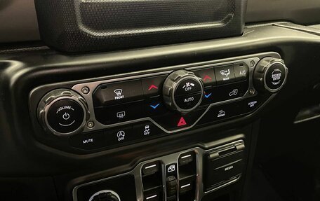 Jeep Wrangler, 2021 год, 4 150 000 рублей, 16 фотография