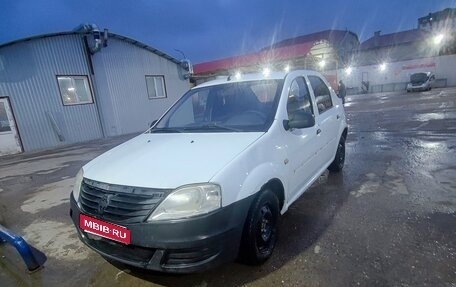 Renault Logan I, 2013 год, 230 000 рублей, 1 фотография