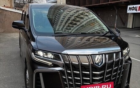 Toyota Alphard III, 2018 год, 5 000 000 рублей, 1 фотография