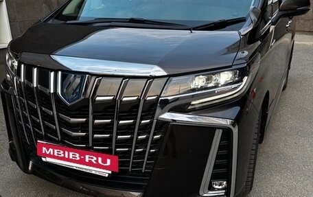 Toyota Alphard III, 2018 год, 5 000 000 рублей, 3 фотография