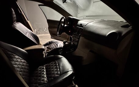 Mazda 6, 2004 год, 300 000 рублей, 5 фотография