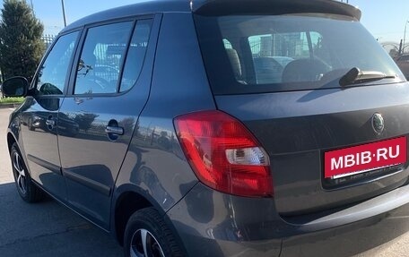 Skoda Fabia II, 2011 год, 700 000 рублей, 5 фотография