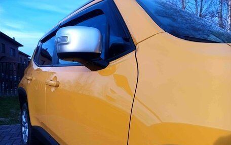 Jeep Renegade I рестайлинг, 2015 год, 2 000 000 рублей, 12 фотография