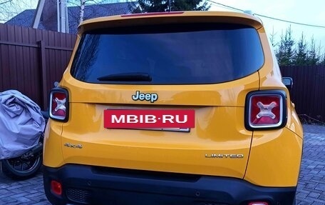 Jeep Renegade I рестайлинг, 2015 год, 2 000 000 рублей, 6 фотография