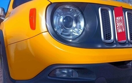 Jeep Renegade I рестайлинг, 2015 год, 2 000 000 рублей, 16 фотография