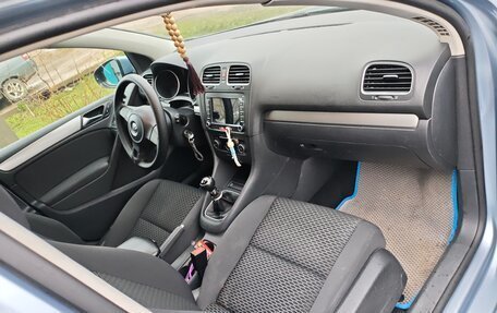 Volkswagen Golf VI, 2011 год, 700 000 рублей, 11 фотография