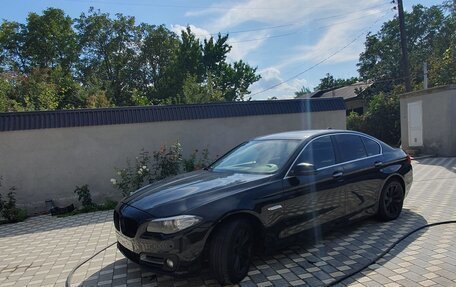 BMW 5 серия, 2015 год, 1 600 000 рублей, 2 фотография