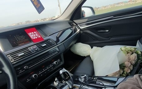 BMW 5 серия, 2015 год, 1 600 000 рублей, 4 фотография