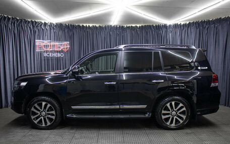 Toyota Land Cruiser 200, 2018 год, 7 298 000 рублей, 8 фотография