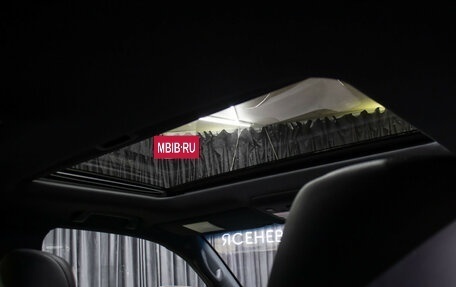 Toyota Land Cruiser 200, 2018 год, 7 298 000 рублей, 18 фотография