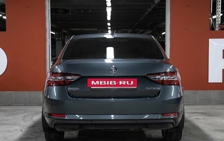 Skoda Superb III рестайлинг, 2018 год, 1 898 000 рублей, 6 фотография