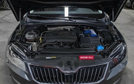 Skoda Superb III рестайлинг, 2018 год, 1 898 000 рублей, 9 фотография