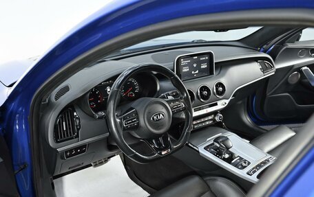 KIA Stinger I, 2018 год, 2 349 000 рублей, 7 фотография