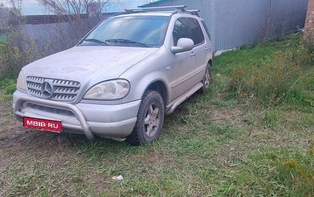 Mercedes-Benz M-Класс, 1998 год, 370 000 рублей, 1 фотография