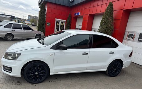 Volkswagen Polo VI (EU Market), 2018 год, 800 000 рублей, 2 фотография