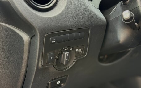 Mercedes-Benz Vito, 2018 год, 3 540 000 рублей, 23 фотография