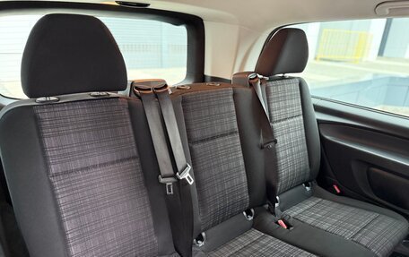 Mercedes-Benz Vito, 2018 год, 3 540 000 рублей, 31 фотография