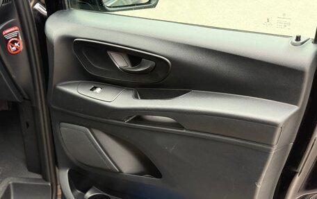 Mercedes-Benz Vito, 2018 год, 3 540 000 рублей, 29 фотография