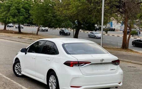 Toyota Corolla, 2025 год, 2 300 000 рублей, 2 фотография