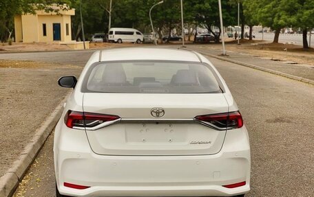 Toyota Corolla, 2025 год, 2 300 000 рублей, 4 фотография