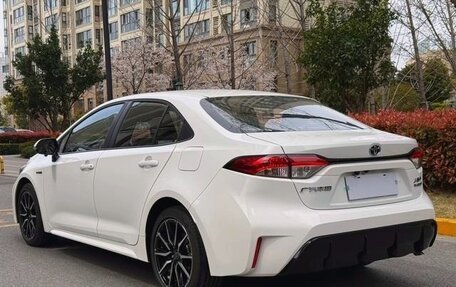 Toyota Corolla, 2022 год, 1 800 000 рублей, 2 фотография
