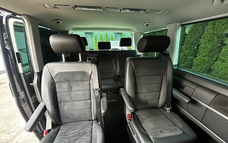 Volkswagen Multivan T6 рестайлинг, 2019 год, 5 100 000 рублей, 17 фотография