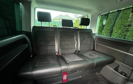 Volkswagen Multivan T6 рестайлинг, 2019 год, 5 100 000 рублей, 19 фотография