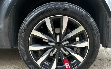 Volkswagen Multivan T6 рестайлинг, 2019 год, 5 100 000 рублей, 20 фотография