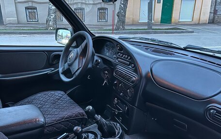 Chevrolet Niva I рестайлинг, 2018 год, 705 000 рублей, 8 фотография