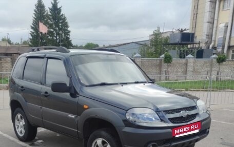 Chevrolet Niva I рестайлинг, 2010 год, 750 000 рублей, 2 фотография