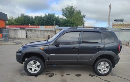 Chevrolet Niva I рестайлинг, 2010 год, 750 000 рублей, 17 фотография