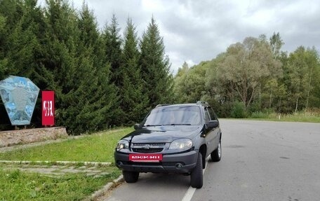 Chevrolet Niva I рестайлинг, 2010 год, 750 000 рублей, 7 фотография