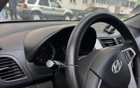 Hyundai Solaris II рестайлинг, 2014 год, 1 050 000 рублей, 8 фотография