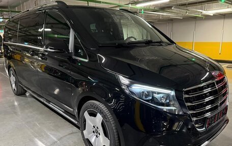Mercedes-Benz V-Класс, 2026 год, 14 870 000 рублей, 2 фотография