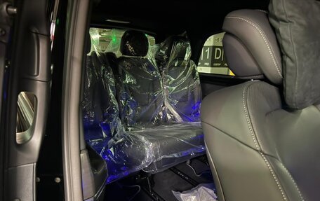 Mercedes-Benz V-Класс, 2026 год, 14 870 000 рублей, 30 фотография