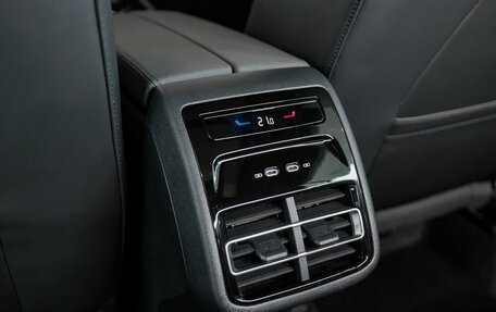 Volkswagen Tiguan, 2026 год, 4 950 000 рублей, 22 фотография