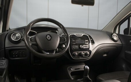 Renault Kaptur I рестайлинг, 2017 год, 1 050 000 рублей, 5 фотография