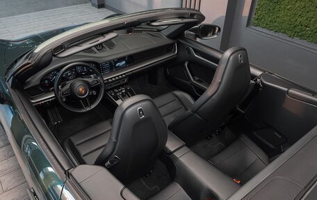 Porsche 911, 2022 год, 16 000 000 рублей, 24 фотография